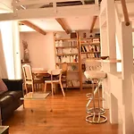 Magnifique Maison Appartement Au Quartier Latin Pres De Notre Dame