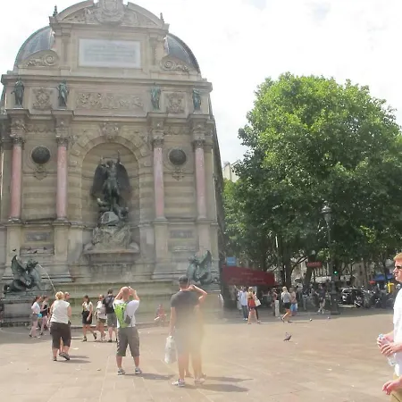 Magnifique Maison Au Quartier Latin Pres De Notre Dame *